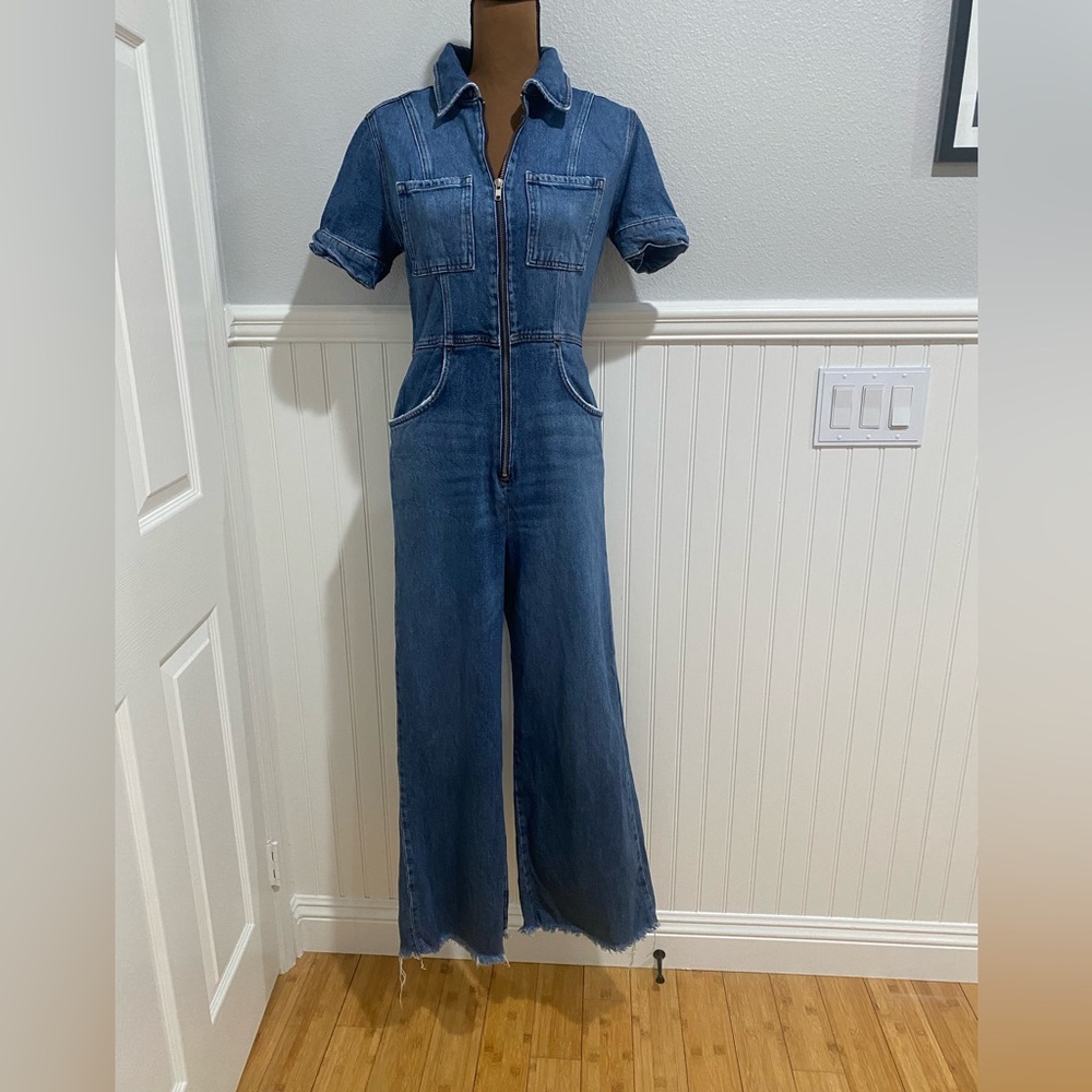 Denim Zip-Front Jumpsuit in Blue Size 4